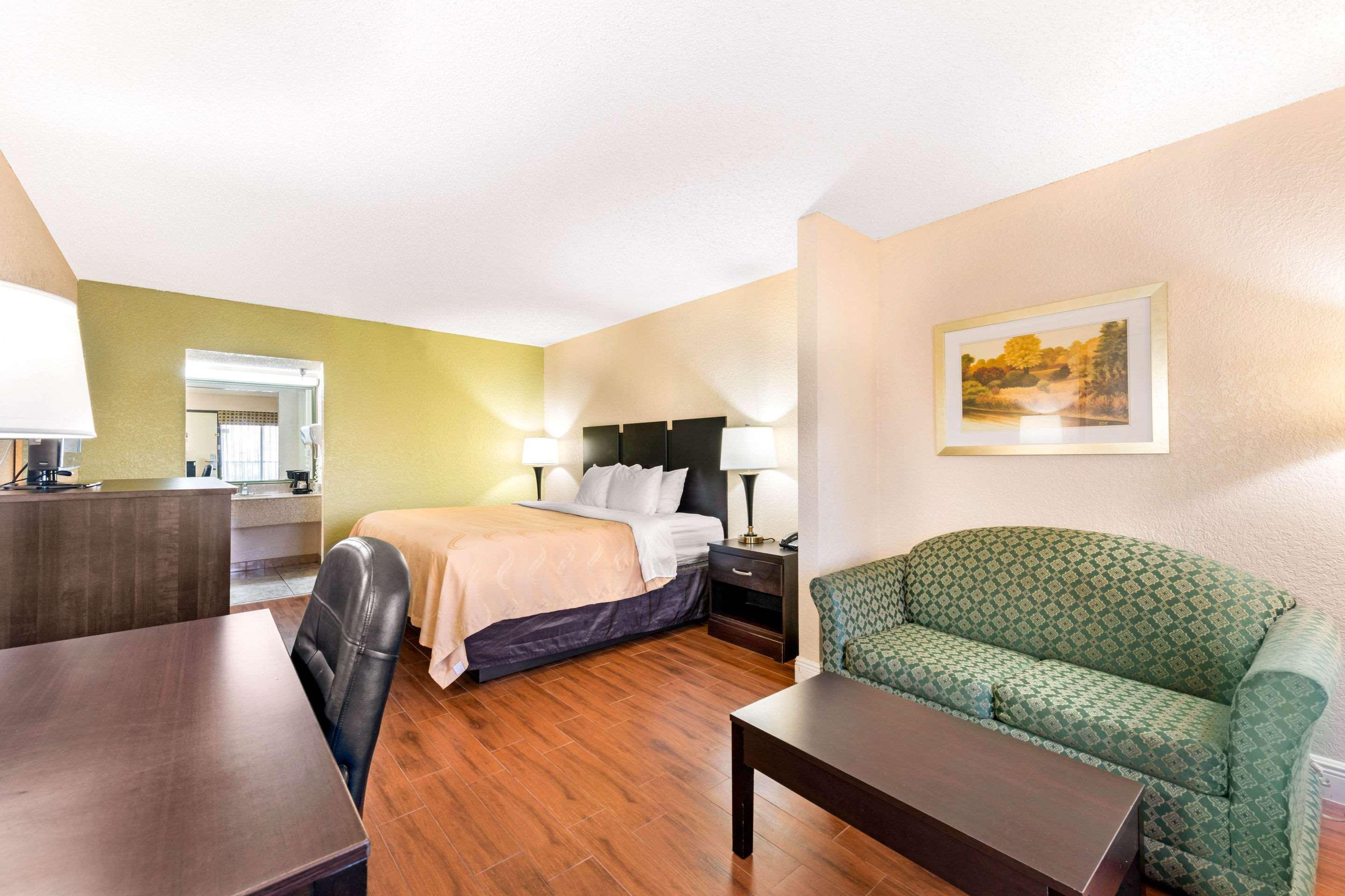 Quality Inn & Suites Orlando Airport Dış mekan fotoğraf