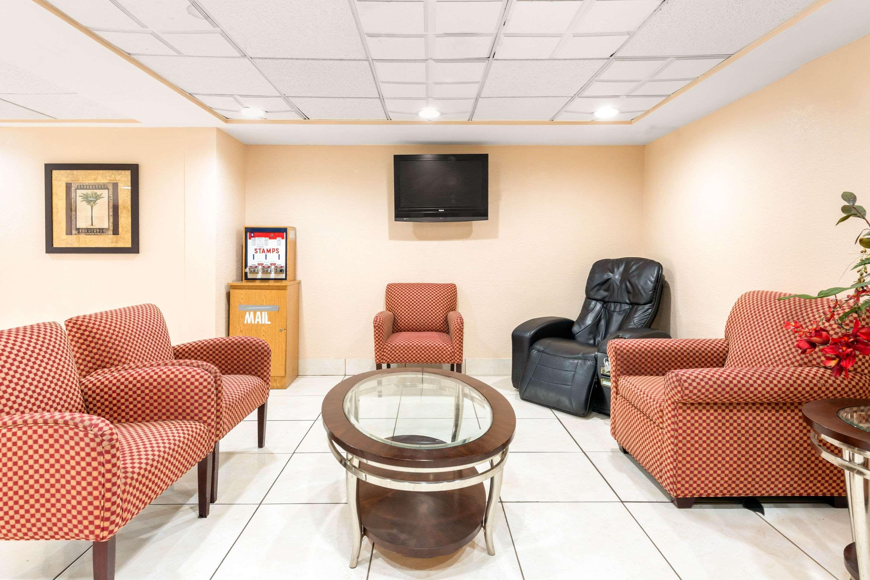 Quality Inn & Suites Orlando Airport Dış mekan fotoğraf