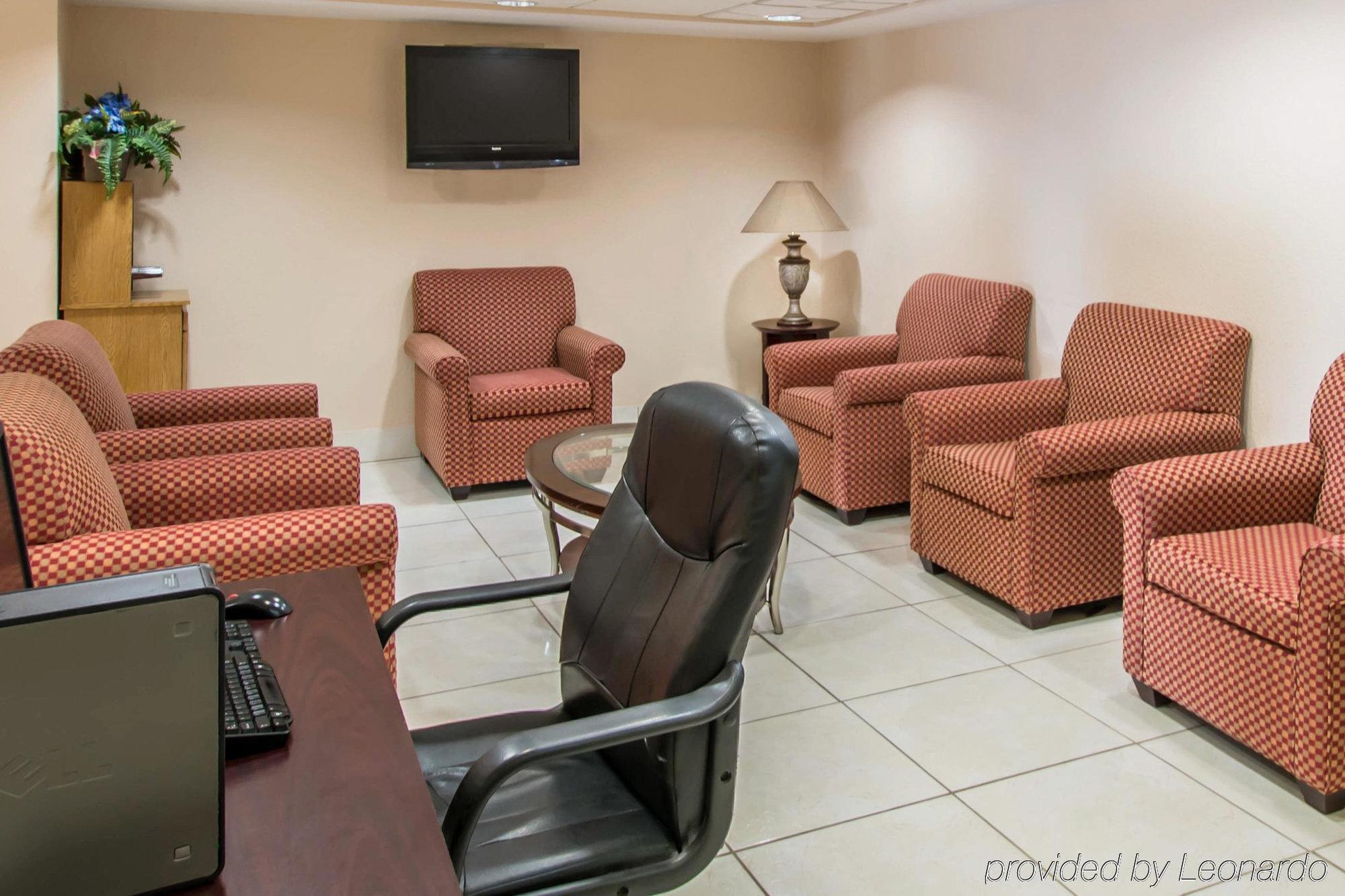 Quality Inn & Suites Orlando Airport Dış mekan fotoğraf