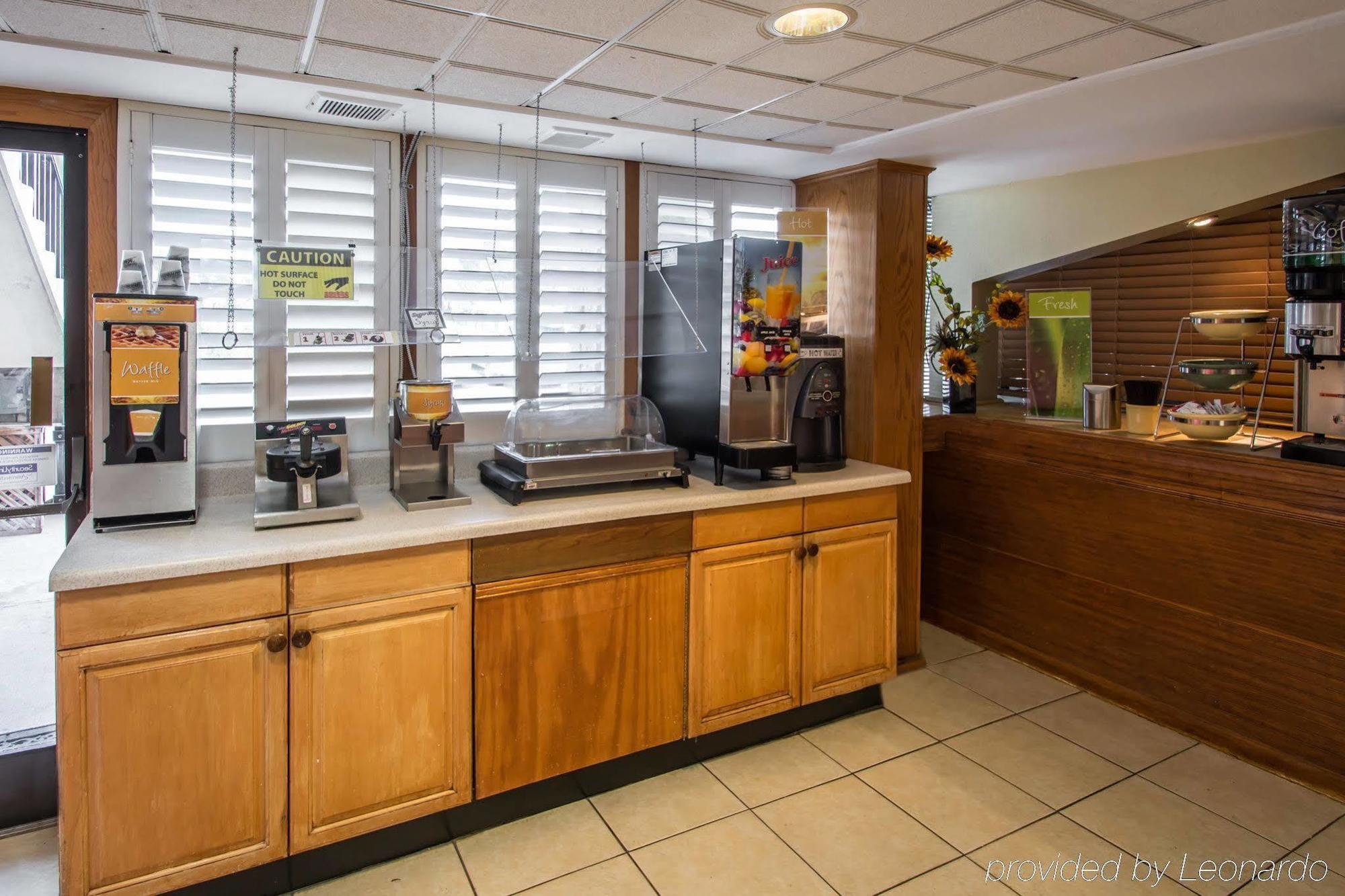Quality Inn & Suites Orlando Airport Dış mekan fotoğraf
