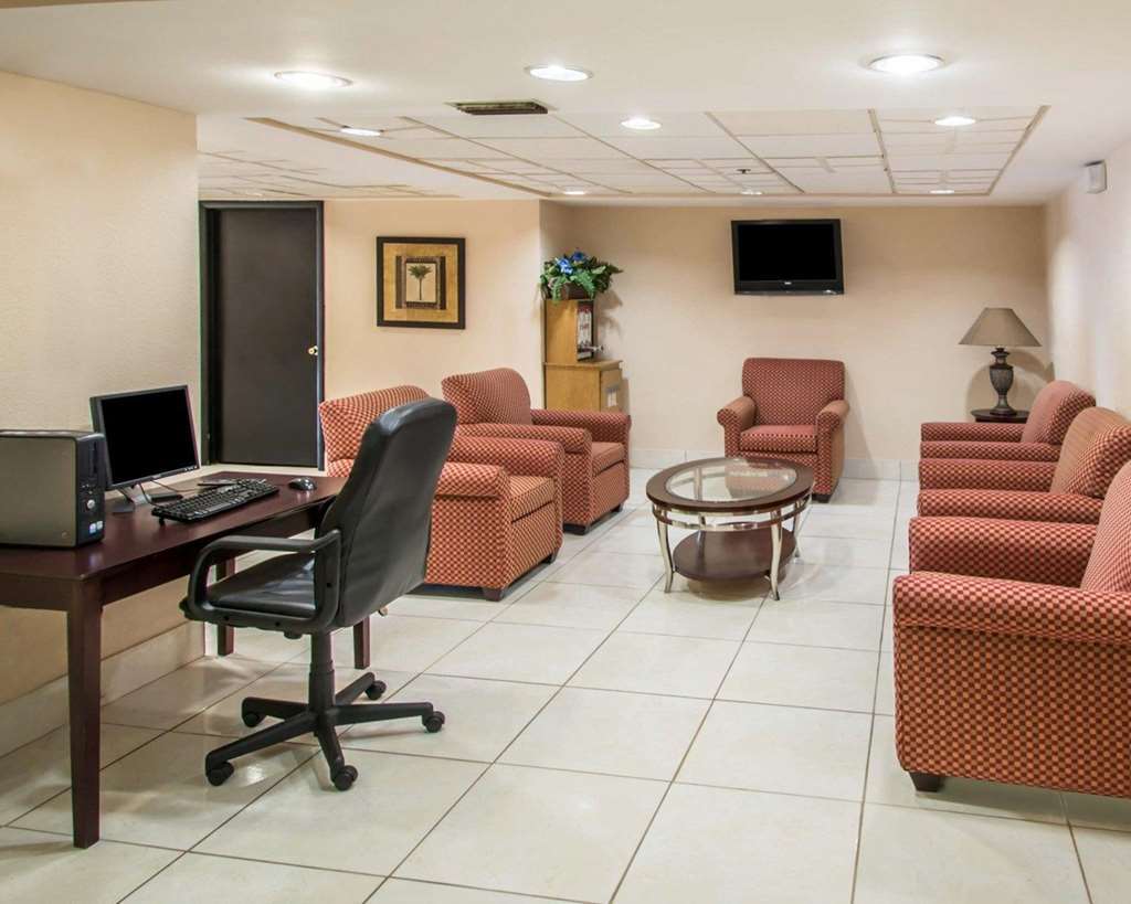 Quality Inn & Suites Orlando Airport Konforlar fotoğraf