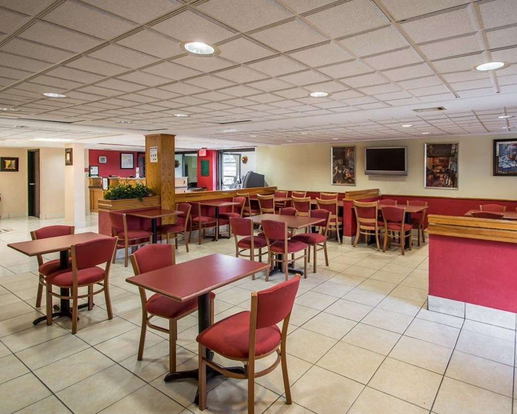 Quality Inn & Suites Orlando Airport Restoran fotoğraf