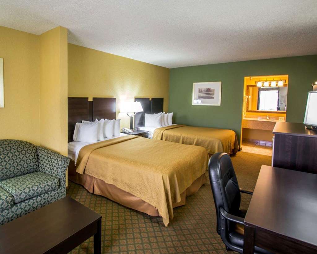 Quality Inn & Suites Orlando Airport Oda fotoğraf