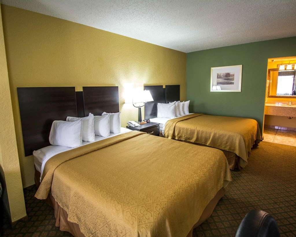 Quality Inn & Suites Orlando Airport Oda fotoğraf