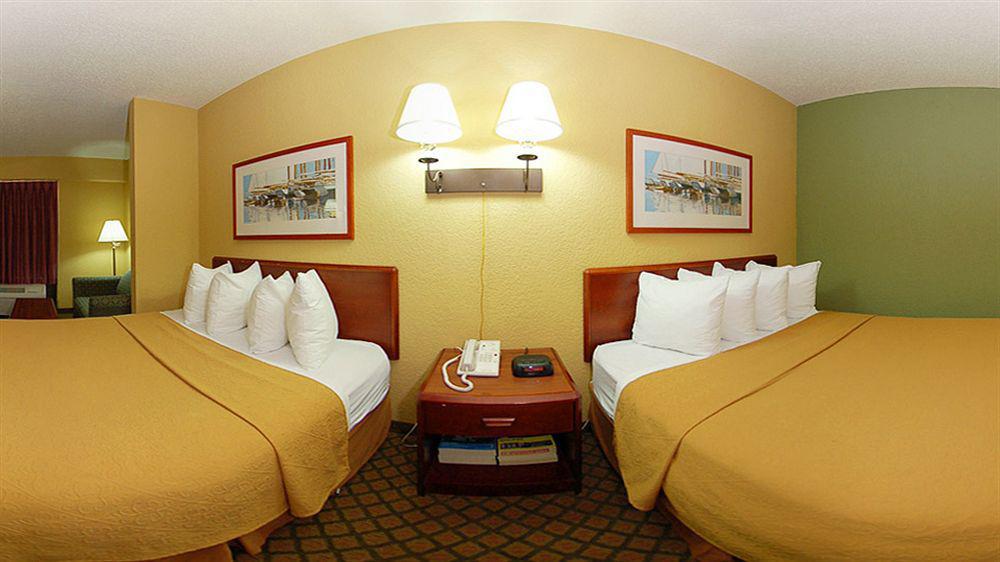 Quality Inn & Suites Orlando Airport Dış mekan fotoğraf