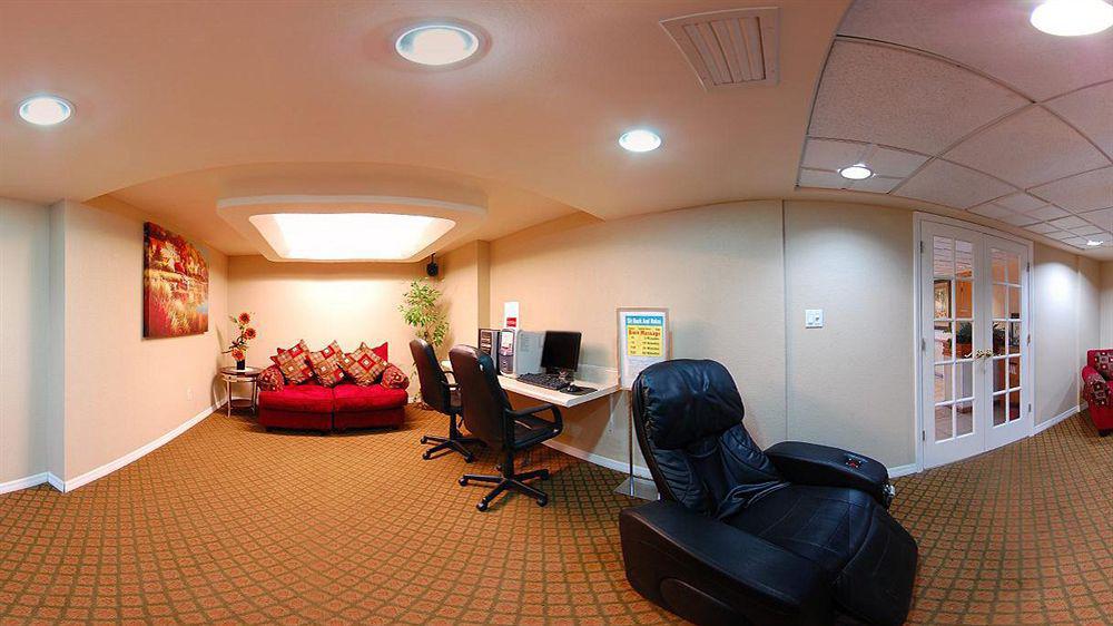 Quality Inn & Suites Orlando Airport Dış mekan fotoğraf